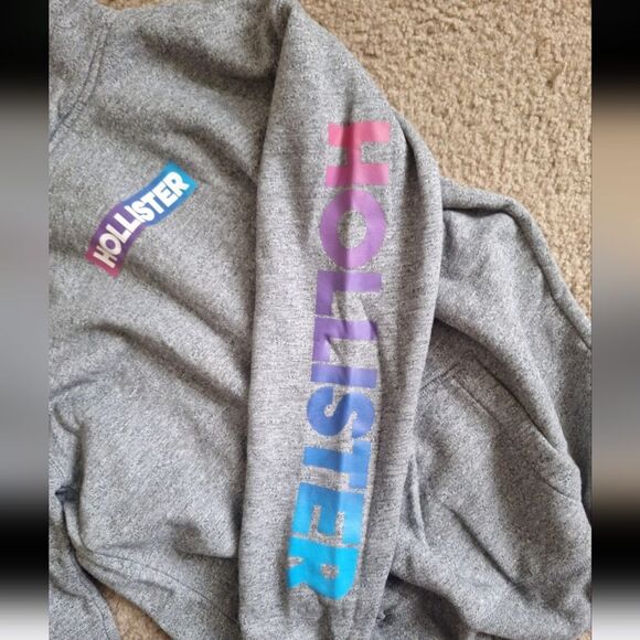 Hollister Men's Hoodie Size Medium - Picture 7 of 9
